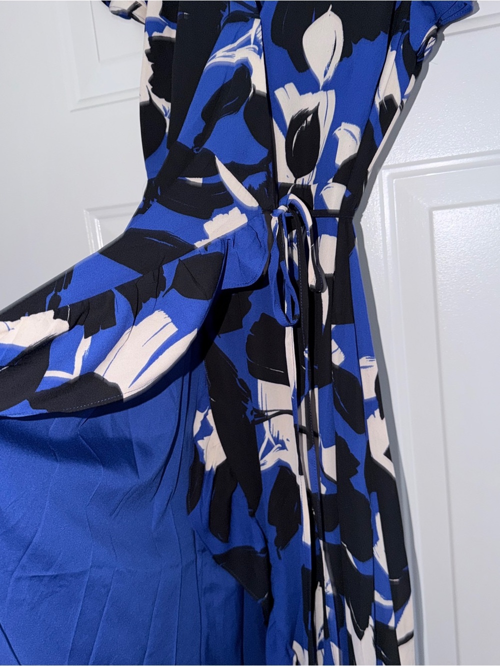 Sugarlips Blue Floral Wrap Maxi Dress with Tie Waist. Sz S - Picture 4 of 6